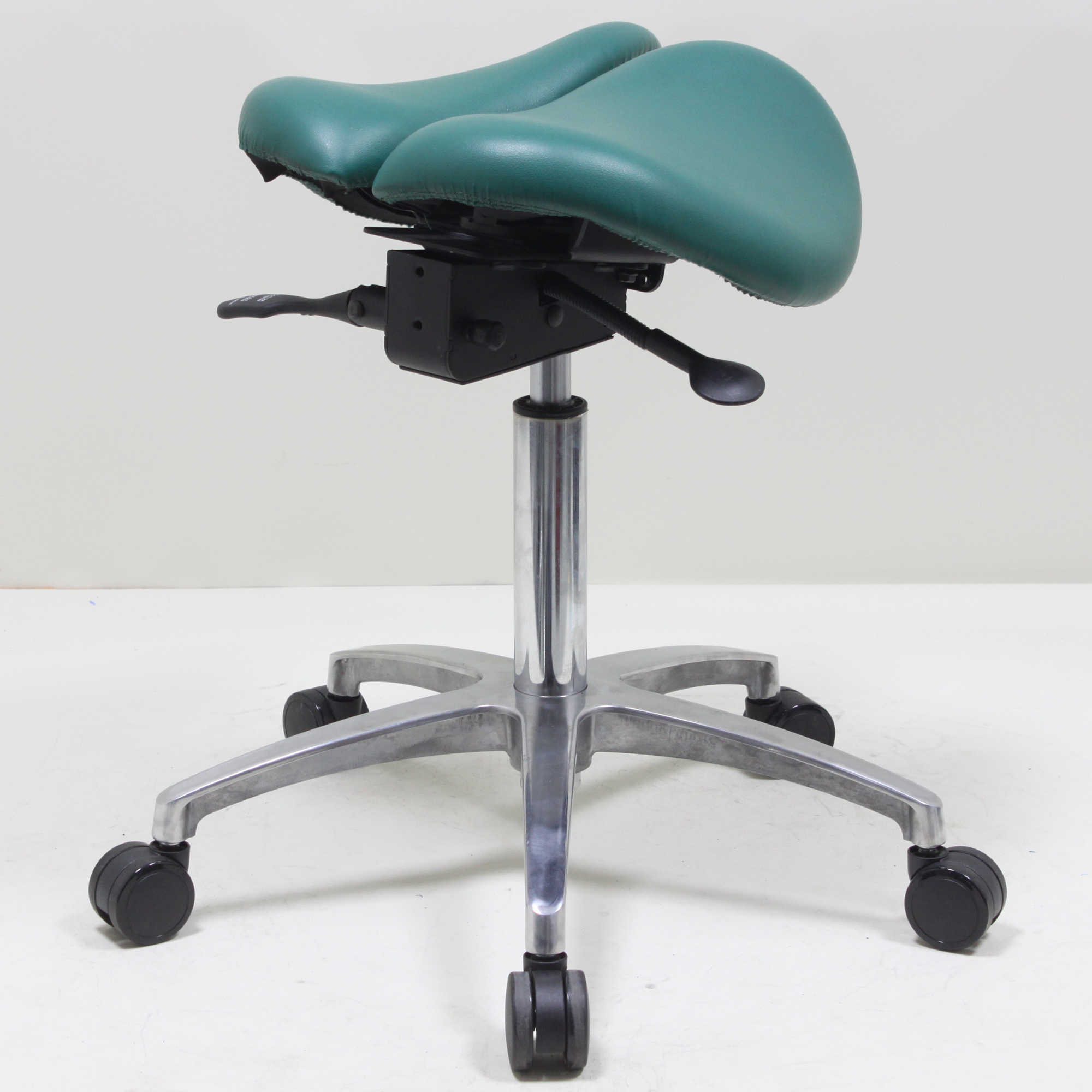 Kanewell twin adjustable saddle stool 2025