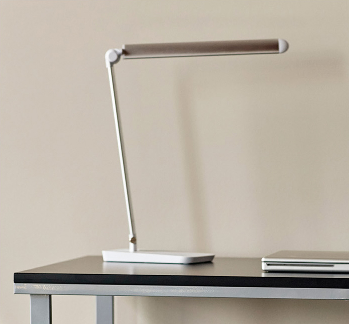 Vamp Led Task Light By Safco S, Led Touch Desk Lamp Safco Model 10010